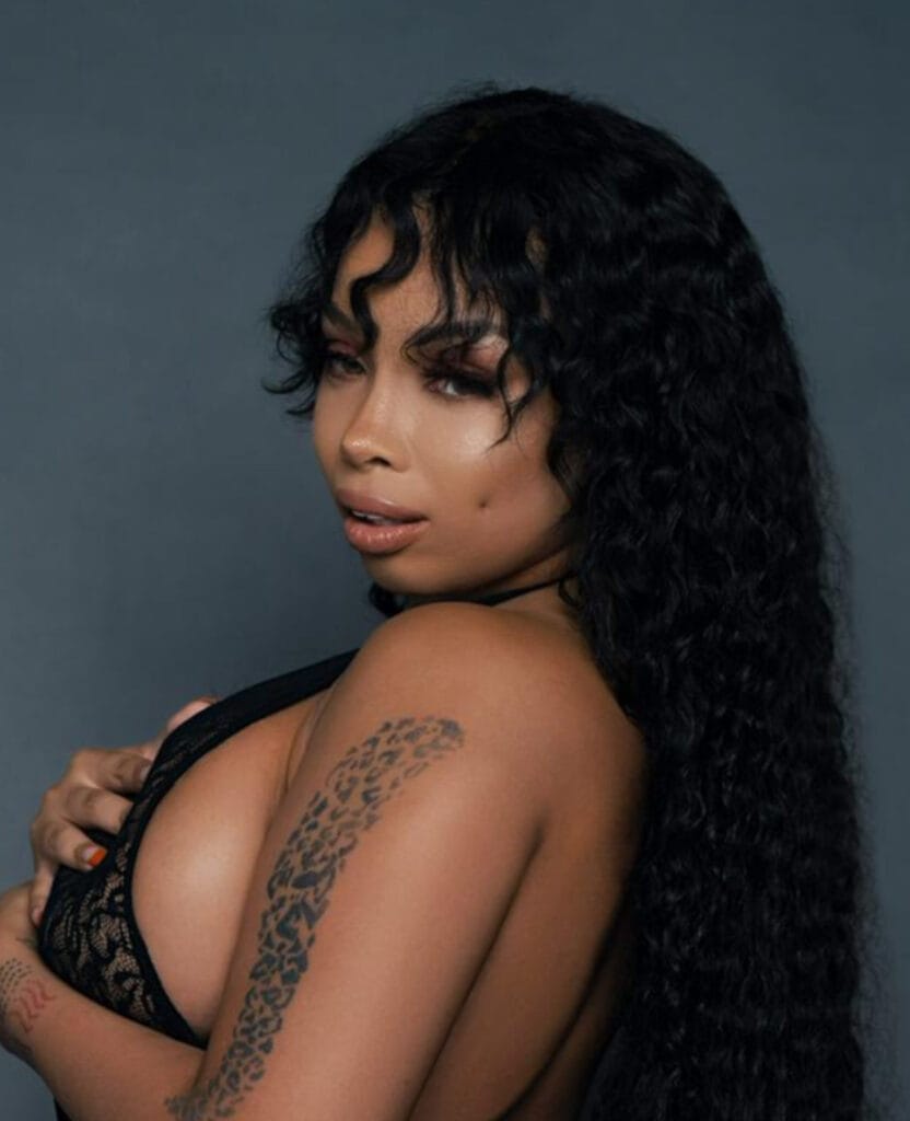 Advoree - advoree - OnlyFans Profil