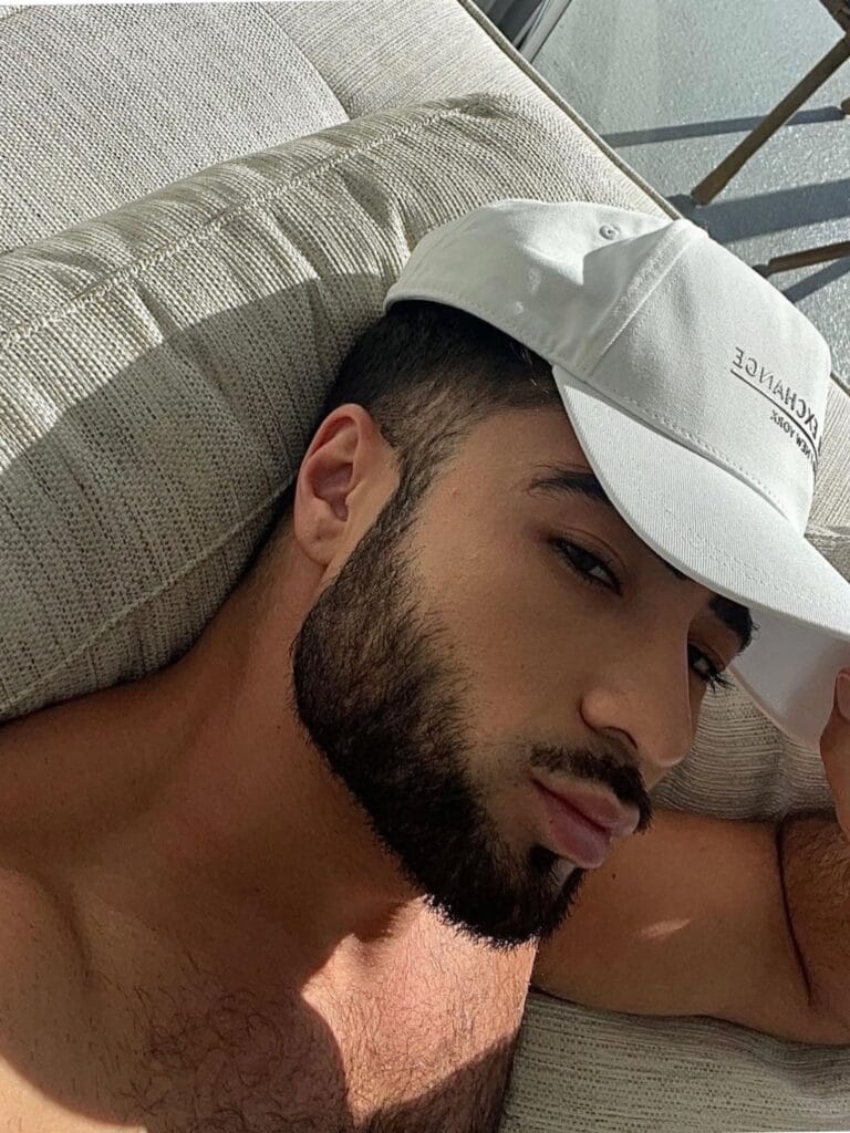 AmirPounding - amirpounding - OnlyFans Profil