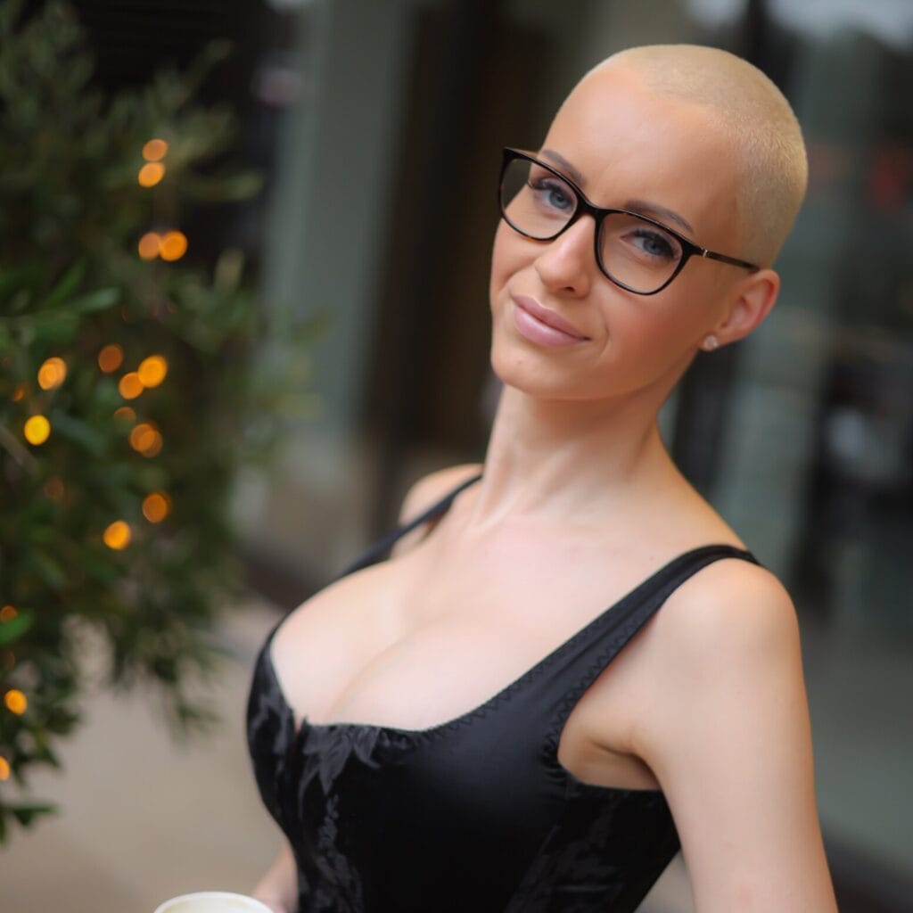 Anike Ekina - anikeekina - OnlyFans Profil