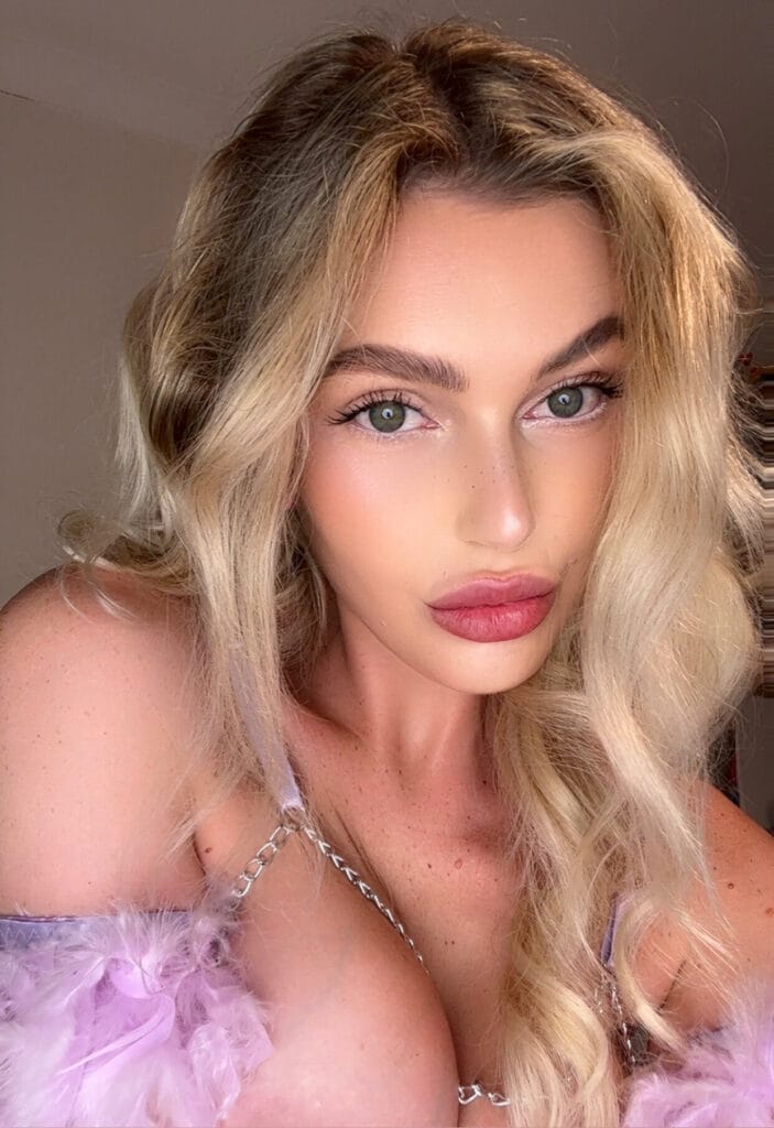 Aurora Angel - auroraangelvip - OnlyFans Profil