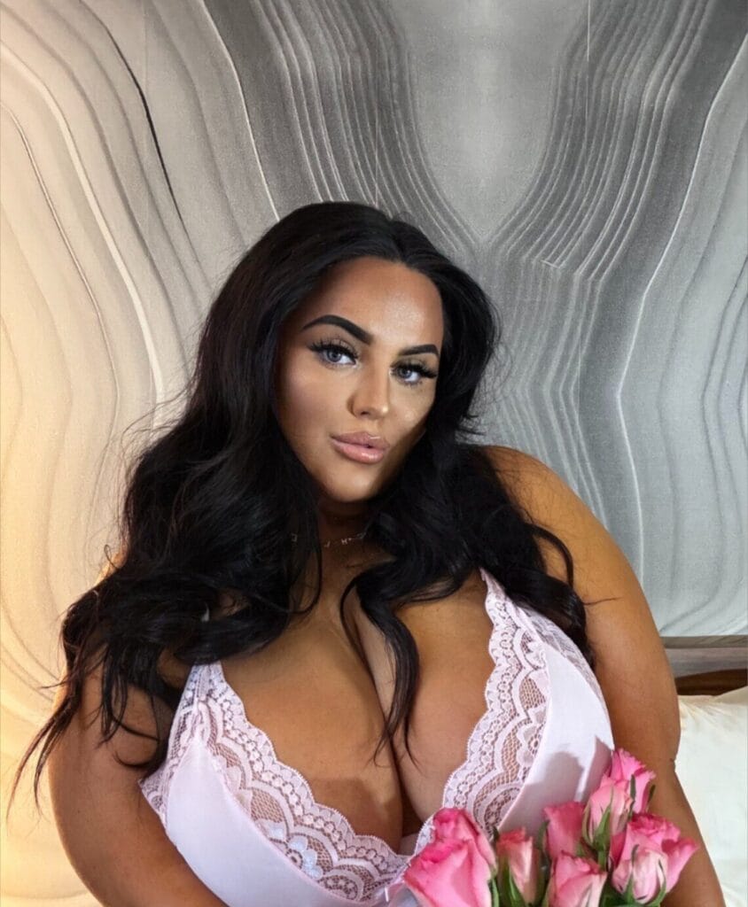 Miss Chloe - brunettebaddiie - OnlyFans Profil