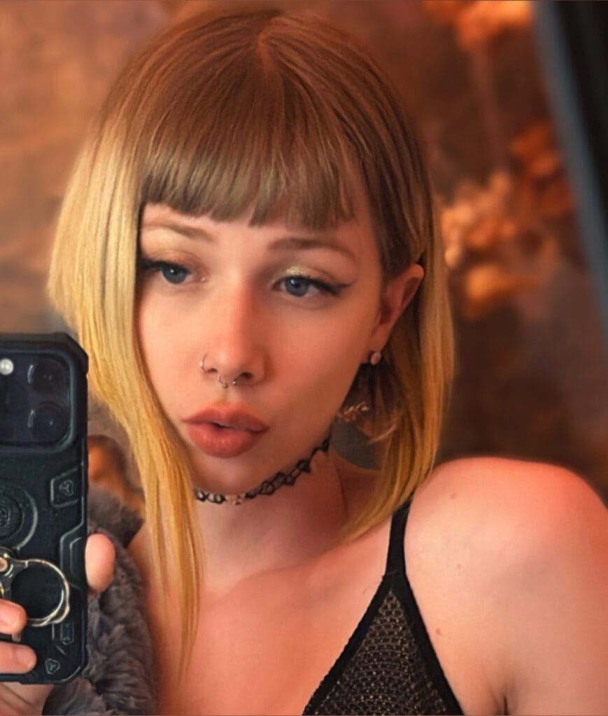 Dani Sophia - danisophiaxxx - OnlyFans Profil