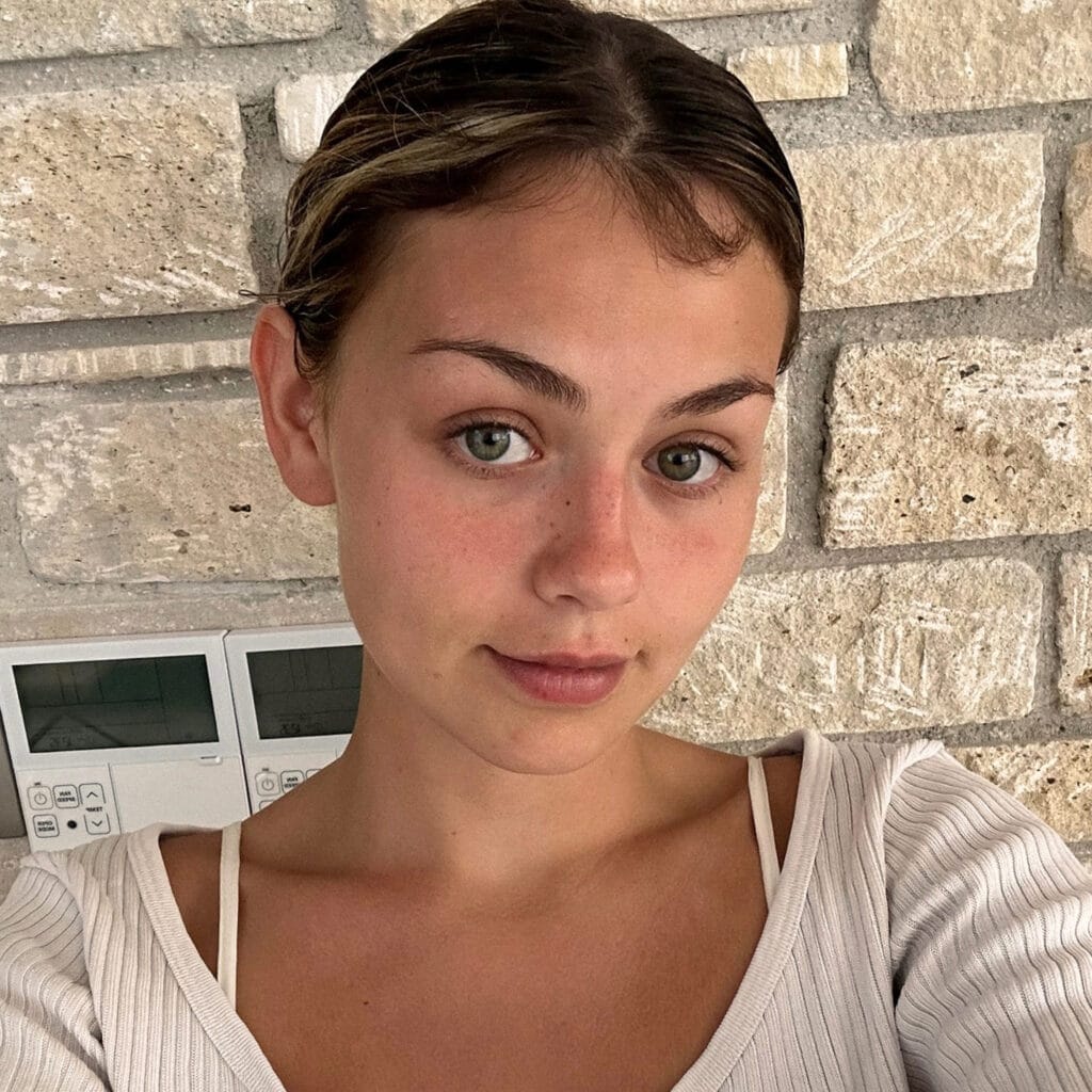 Emilia - emilauri - OnlyFans Profil
