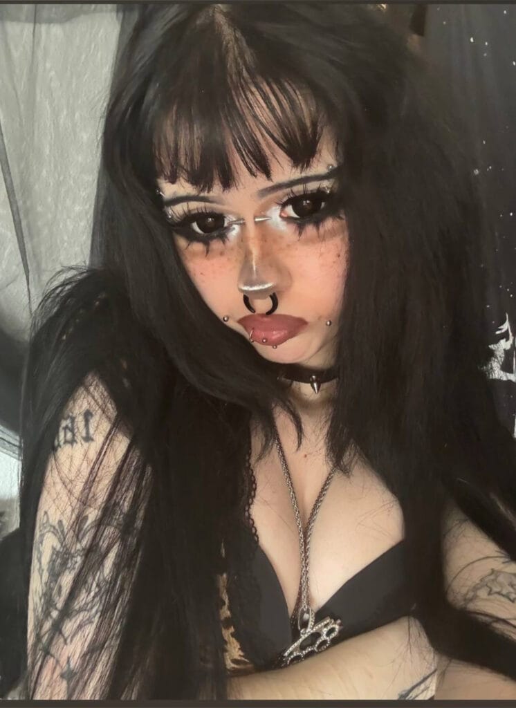 Emowithoutemo - emowithoutemo - OnlyFans Profil