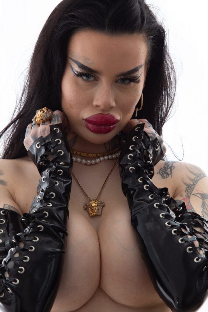FetischBarbie - fetischbarbie - OnlyFans Profil