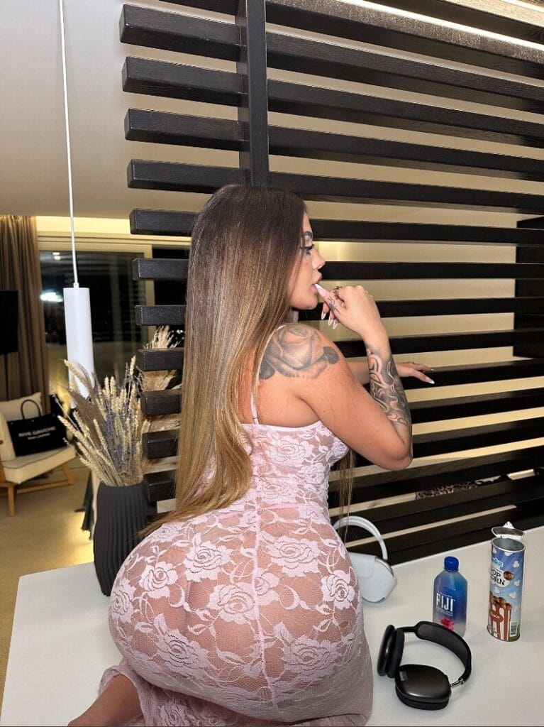 𝒢𝓇𝑒𝓁 🐱 - iamgrel - OnlyFans Profil