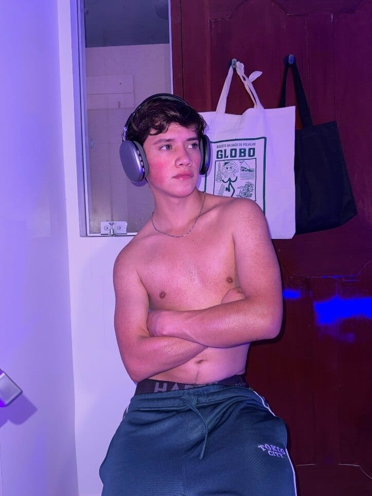 JhoncithX - jhonguevara69 - OnlyFans Profil