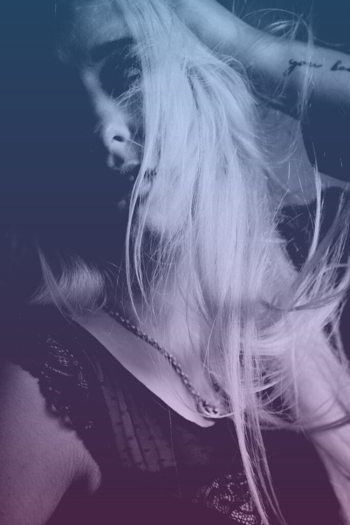 Caroline S. - missjunedj - OnlyFans Profil