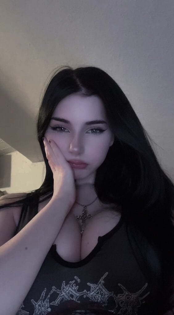 Viora - m1lkykitty - OnlyFans Profil